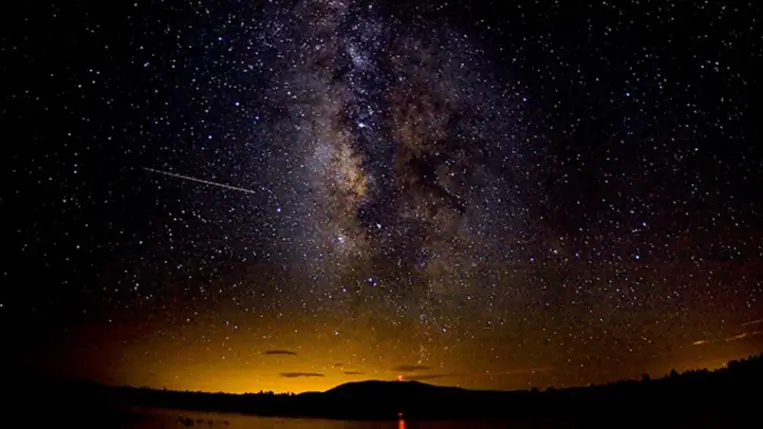 Látványos csillaghullás várható január elején