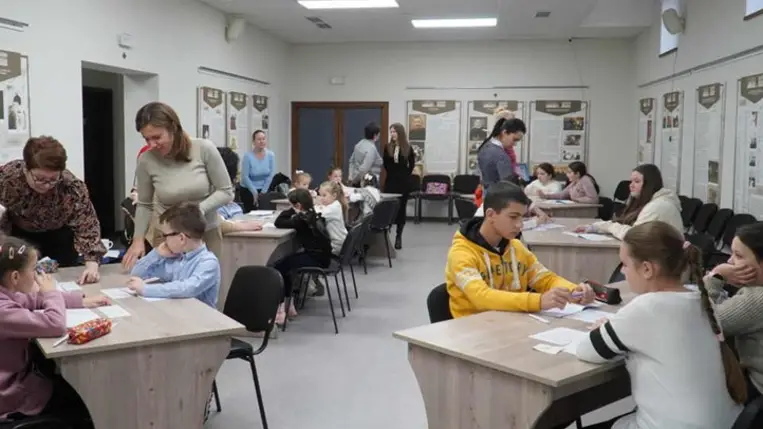 Szépírók versenye az Ortutay Elemér Görögkatolikus Központban