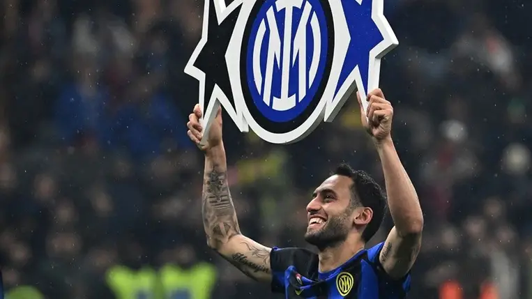 A pályán zokogott az olasz sztárcsapat focistája