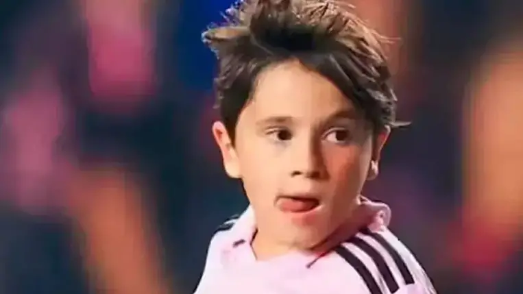 Mintha az apját látnánk: Lionel Messi fia kivégezte a Barcelonát