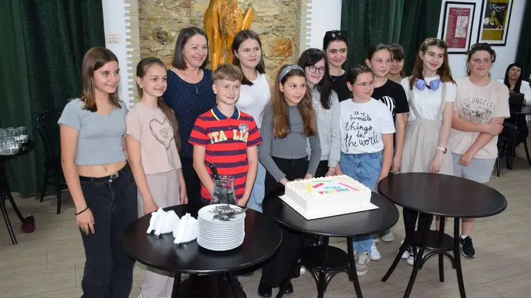 A Ficseri Gyermekstúdió nyílt napján - Színpad, jó csapat, örömjáték. Fotó: Kárpátinfo/Kovács Erzsébet