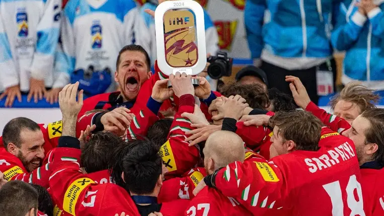 Ilyen még soha nem történt a világelitbe jutó magyar hokiválogatottal