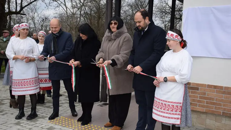 Bővülő hálózat – Óvodaátadás Búcsúban - Nacsa Lőrinc: Aki háborúban óvodát épít, az hisz a békében és a jövőben. Fotó: Kárpátinfó/ Kovács Elemér