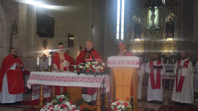 Templombúcsú Beregszászon: a remény zarándokai - Vagyunk, helytállunk, hittel bízunk.  Fotó: Kárpátinfo/Kovács Elemér