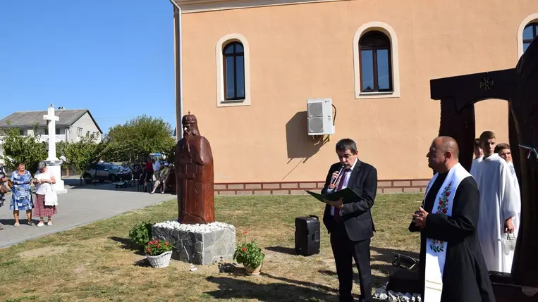 Sárosoroszi ünnepelt - Családi nap szoboravatóval.  Fotó: Kárpátinfo/Kovács Elemér