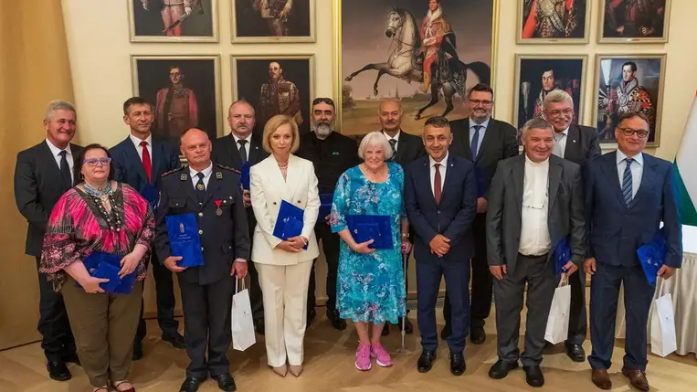 Kallós Zoltán Külhoni Magyarságért díjat kapott a BorzsaVári népi együttes - Van jövője a magyar népi kultúrának