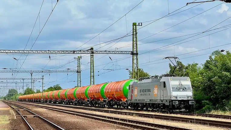 Átutazik Magyarországon az ukrán nyers étolaj és a búza