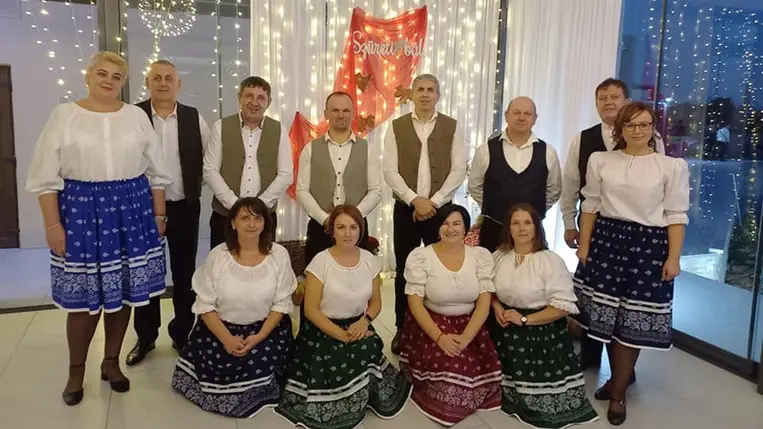 A nagyszőlősi régió nagycsaládosainak szüreti bálján -  Közösségmegtartó hagyomány 