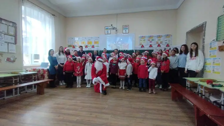 Idén is megérkezett Kárpátaljára az NSKI Mikulása -  Jó gyerek ajándéka