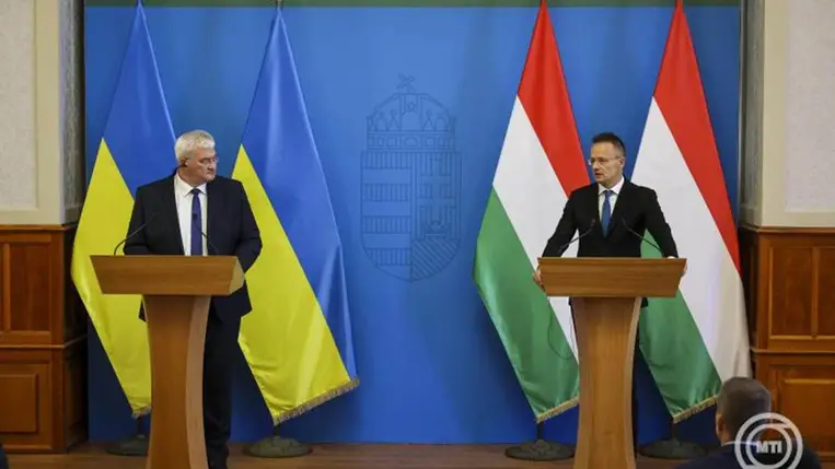  Szijjártó Péter külgazdasági és külügyminiszter (jobb) és Andrij Szibiha ukrán külügyminiszter a tárgyalásukat követően tartott sajtótájékoztatón a Külgazdasági és Külügyminisztériumban 2024. szeptember 30-án. MTI/Hegedüs Róbert