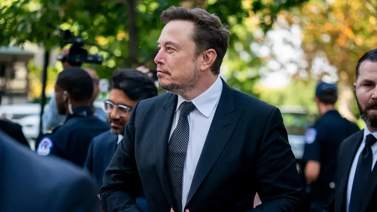 Elon Musk dél-afrikai-amerikai üzletember Washingtonban 2023. szeptember 13-án. (Fotó: MTI/EPA/Shawn Thew)