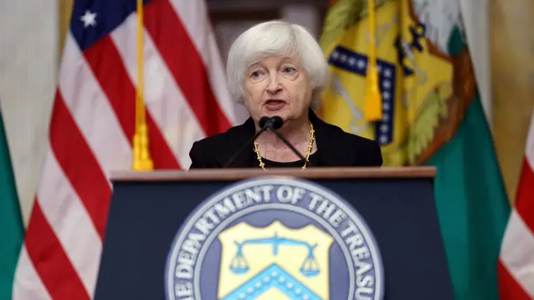Janet Yellen amerikai pénzügyminiszter nyilatkozik a Nemzetközi Valutaalap, az IMF és a Világbank őszi ülésszakán 2024. október 22-én. (Fotó: MTI/EPA/Will Oliver)