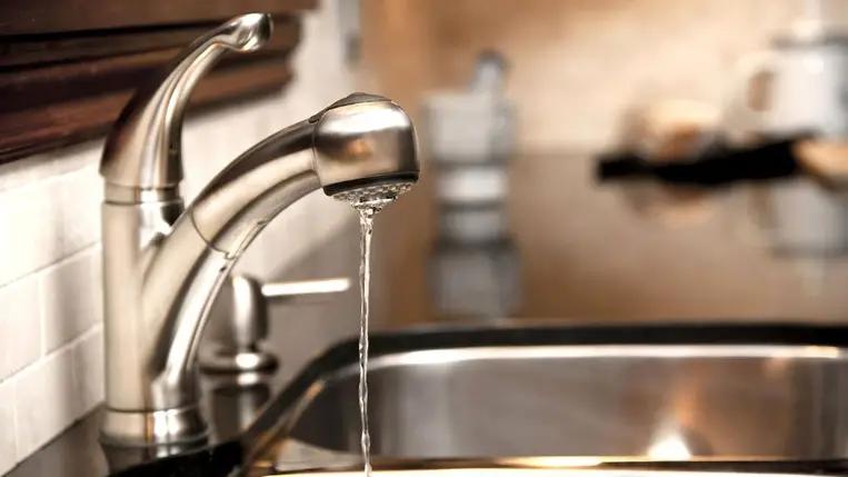 Ha Ukrajna bevezeti az ivóvízre vonatkozó uniós szabványokat, akkor kiderül, hogy csak technikailag előállított vizünk van – Egészségügyi Minisztérium