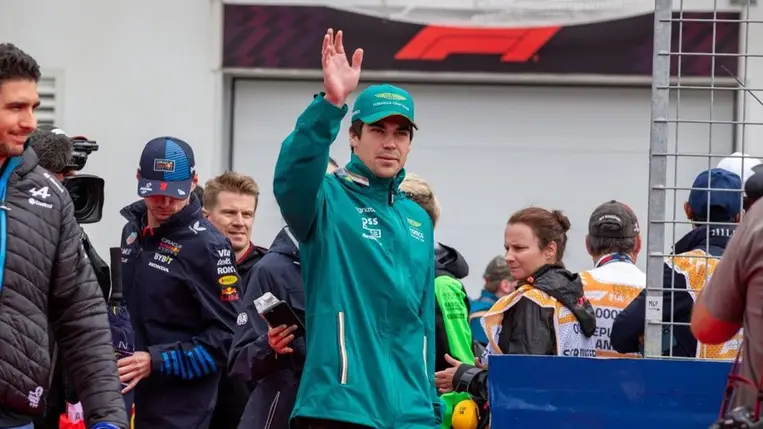 Megalázta Alonso csapattársát a korábbi F1-es világbajnok