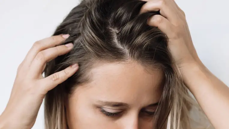 Ez történik, ha micellás vizet kensz a hajadba