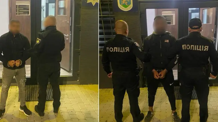 21, 24, 27 és 29 éves beregszászi férfiak megdobálták ismerősük boltját. Őrizetbe vették őket. Fotó: Nemzeti Rendőrség