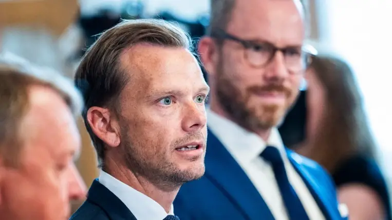 Dánia megerősítette határvédelmét, hogy megakadályozza a svédországi bandaháborúk átterjedését