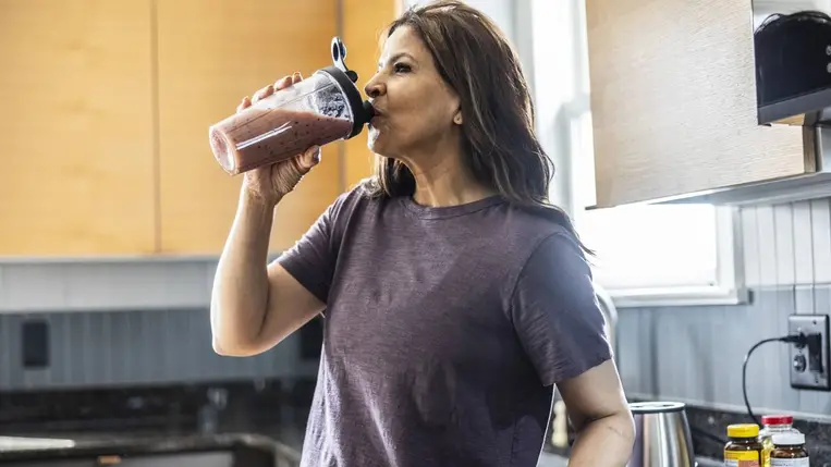 Ennyi proteinre van szüksége egy nőnek a súlya alapján