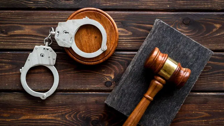 Finnországban vádat emeltek egy orosz neonáci ellen Ukrajnában elkövetett háborús bűnök miatt