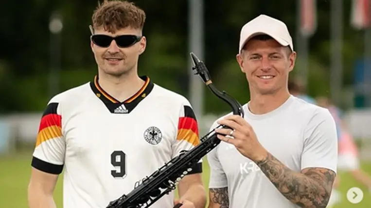 Elárverezik a foci-Eb egyik legnagyobb sztárjának hű társát