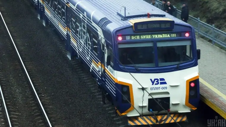 Az orosz megszállók tűz alá vették a vasútvonalat Poltava régióban. Fotó: Unian