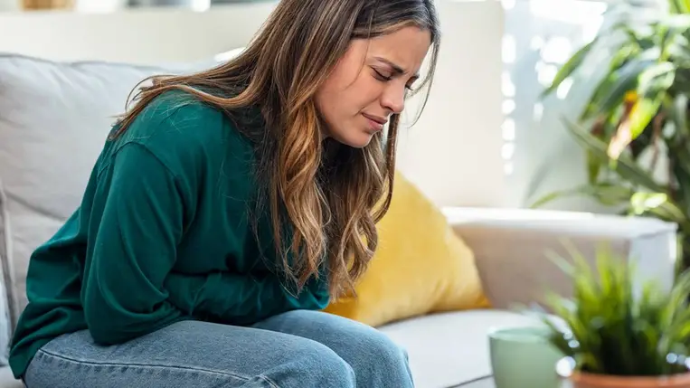 7 gyógynövény, amely enyhíti a menstruációs panaszokat
