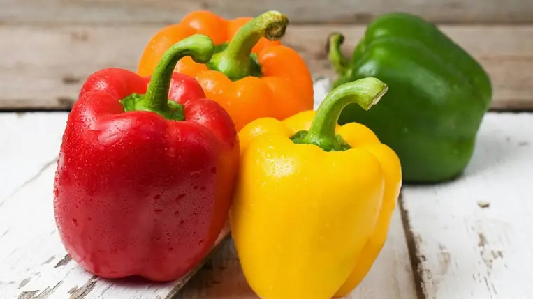 8 szuperegészséges zöldség és gyümölcs, ami növeli a folyadékbevitelt