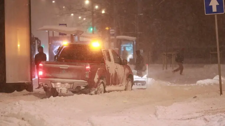 Tízezrek maradtak áram nélkül Észtországban a heves hóviharok miatt