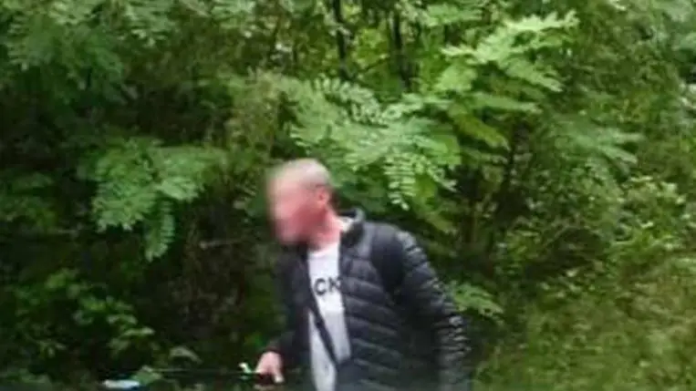 Egy 49 éves férfi horgásznak álcázta magát, hogy illegálisan átlépje az ukrán–szlovák határt. Fotó: Ukrán Állami Határőrszolgálat Nyugati Regionális Igazgatósága