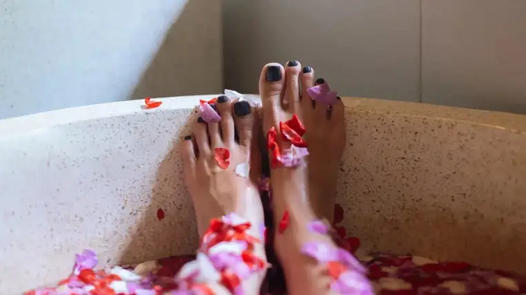 Ilyen jót tesz a lábad egészségének az Epsom-só 