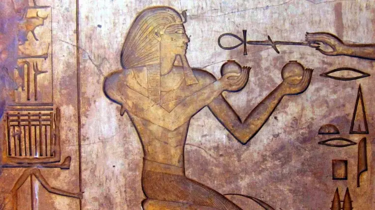 Történelmi felfedezés Egyiptomban, híres fáraó sírját találták meg 