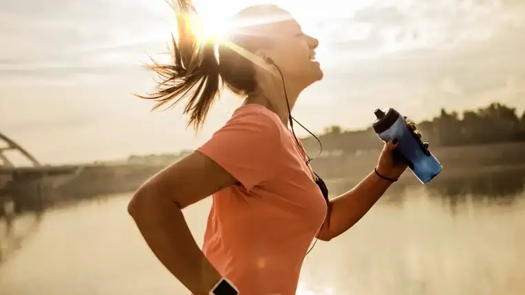 Meg fog lepni a szám: ha csak ennyit futsz naponta, már az is jót tesz neked 