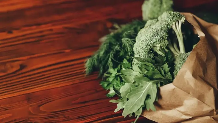 K-vitamin: mikor fogyasszuk és mikor okozhat gondot?