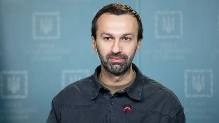 Szerhij Lescsenko, az Elnöki Hivatal vezetőjének tanácsadója