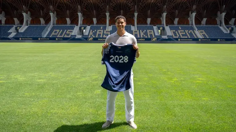 Magyar válogatott focistát igazolt a Puskás Akadémia