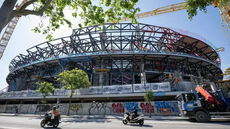 Nagy a baj – a Barcelona időt kért, az UEFA hajthatatlan