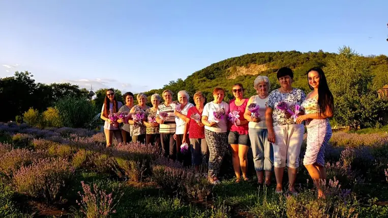 Nőszövetségi kirándulás a levendulásba és a Fehér Sziklához - Kellemes környezetben, jó társasággal – közelebb Istenhez. Fotó: Kárpátinfó/ Kovács Erzsébet