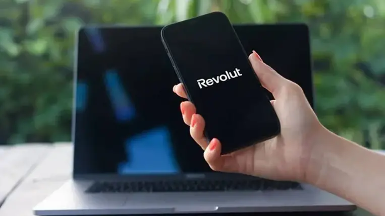 Revolut. Illusztráció. Fotó: Internet