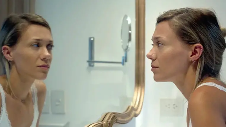 Szépítő alvás: mi történik a bőrrel éjszaka?