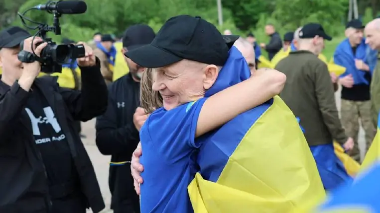 Több tucat súlyosan beteg ukrán katona térhetett haza egy újabb hadifogolycsere során. Fotó: t.me/V_Zelenskiy_official