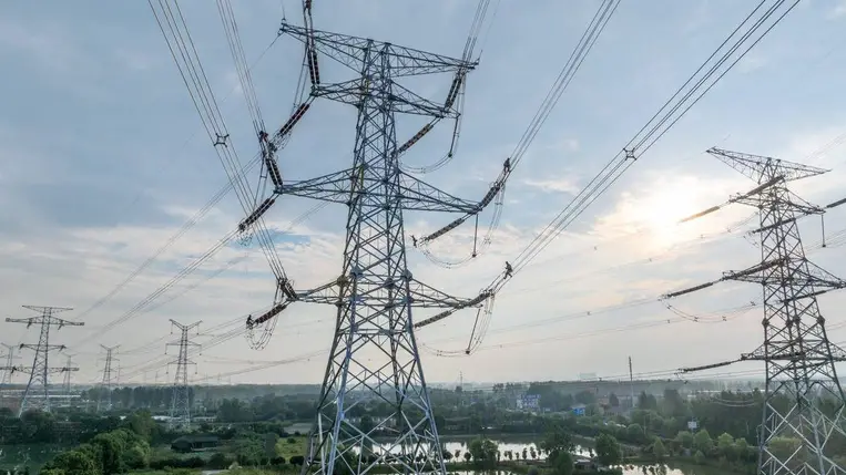 Ukrajna: az áramhálózatot tennék tönkre az oroszok / Fotó: NurPhoto via AFP