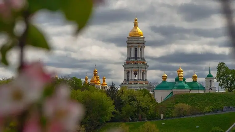 Ukrajna hősiesen harcol Oroszország ellen, de a korrupciót még nem győzték le / Fotó: Alexandra Lande / Shutterstock