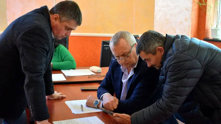 A város vezetője fogadóórát tartott: 29 lakossági beadványt vizsgáltak meg, újra napirenden a társasházak problémája. Fotó: FB/Babják Zoltán