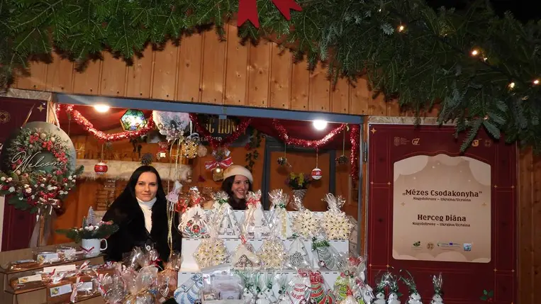 Határon átnyúló együttműködés - Szatmárnémetiben állítottak ki kézműveseink