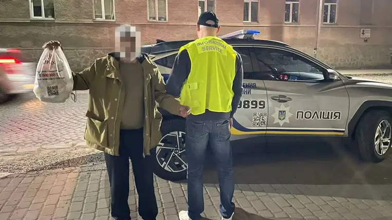 Egy örmény állampolgár 2008 óta élt dokumentumok nélkül Beregszászon. A hatóságok megbírságolták és kitoloncolják Ukrajnából.