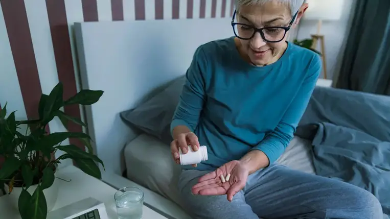 Milliók szedik, de kevesen tudják: a melatonin veszélyesebb lehet, mint hittük