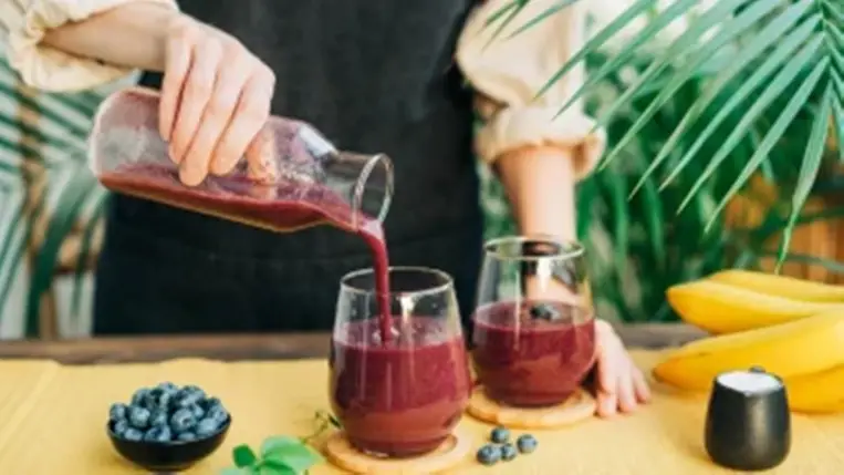 Így készíthetsz gyulladáscsökkentő italt 3 összetevőből