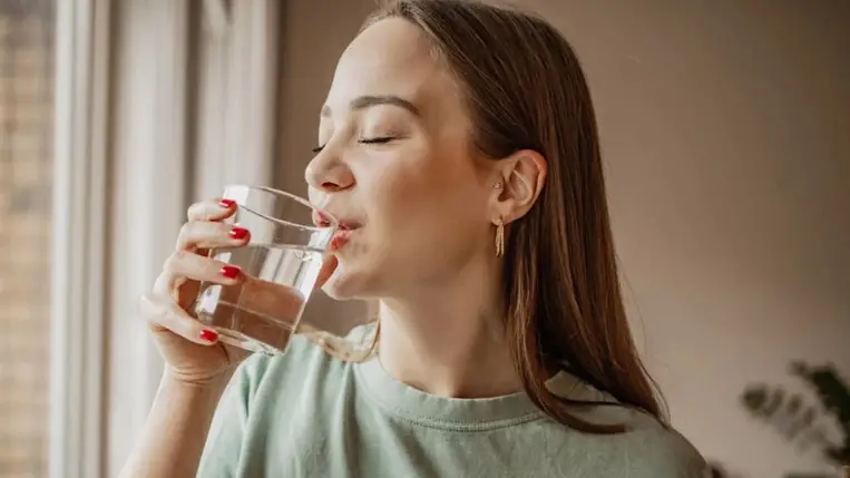 Így befolyásolja a hidratáltságod, hogy várhatóan meddig fogsz élni