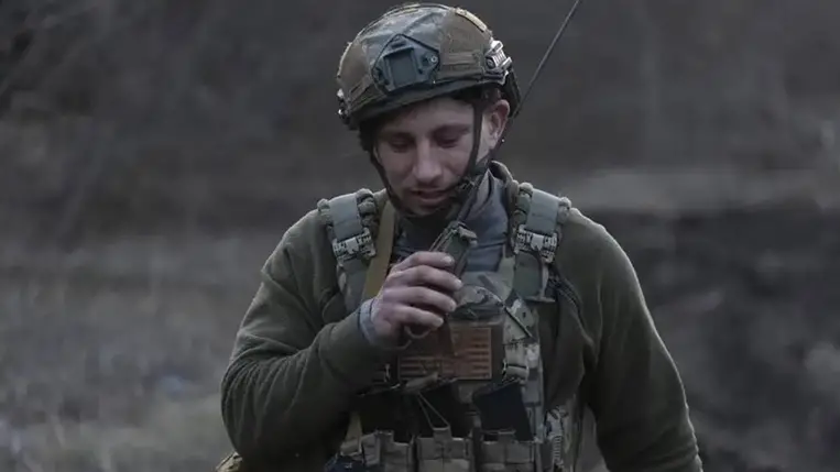 A parancsnokok kötelesek biztosítani a katonáknak a fronton, hogy kapcsolatba léphessenek a családjukkal. Illusztráció. Fotó: Internet