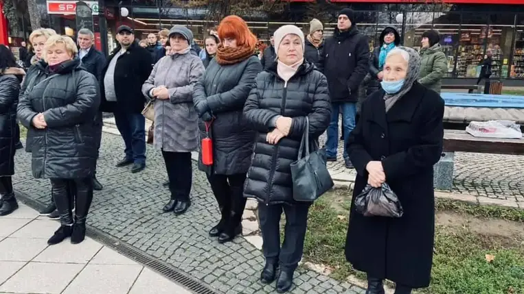 Csendes megemlékezést tartottak a Hősök terén az ukrajnai éhínség (holodomor) áldozatainak emléknapján, melyen az 1921–1923-ban, 1932–1933-ban és 1946–1947-ben elhunytak emléke előtt tisztelegtek.